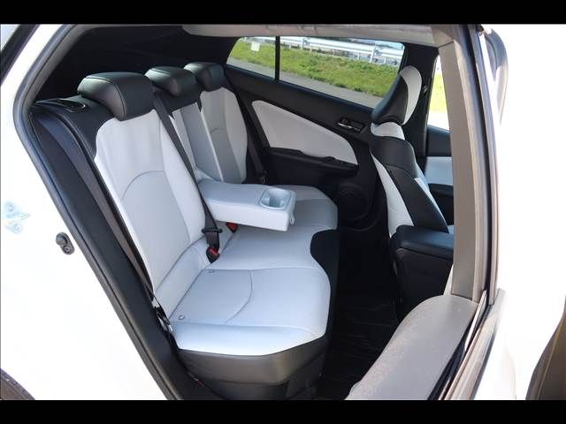 TOYOTA PRIUS 4WD 2016 Image 31