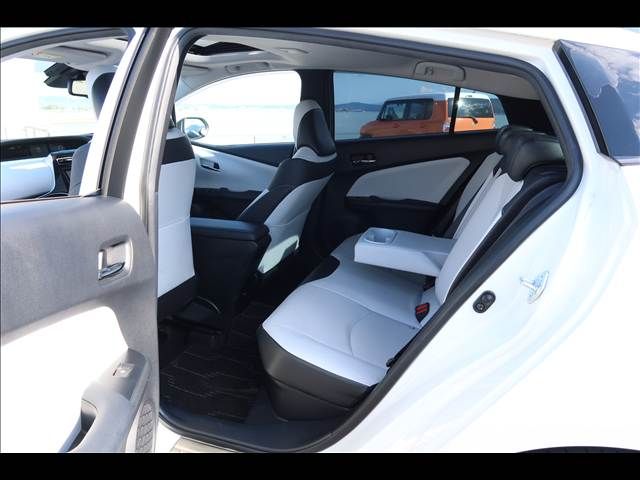 TOYOTA PRIUS 4WD 2016 Image 31