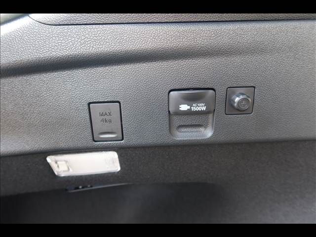 TOYOTA PRIUS 4WD 2016 Image 31