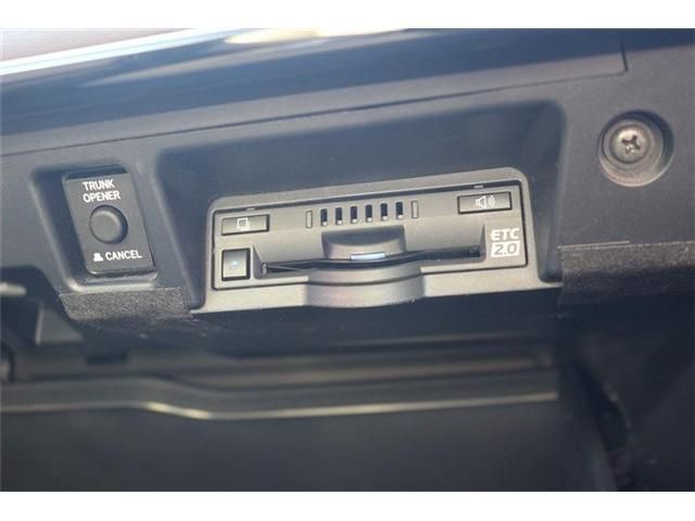 TOYOTA CROWN SEDAN HYBRID 2020 Image 31