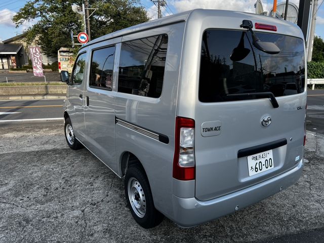 TOYOTA TOWNACE VAN 2WD 2025 Image 31