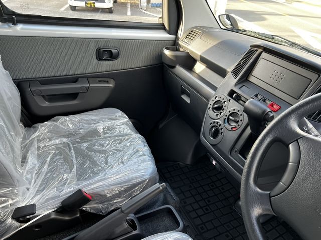 TOYOTA TOWNACE VAN 2WD 2025 Image 31
