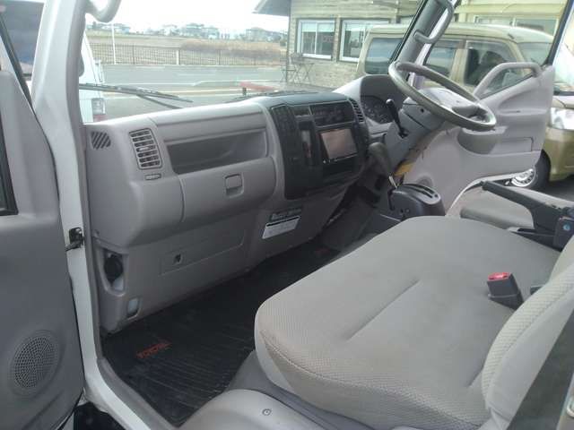 TOYOTA DYNA 2012 Image 31