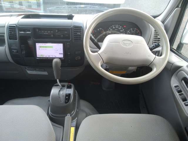 TOYOTA DYNA 2012 Image 31