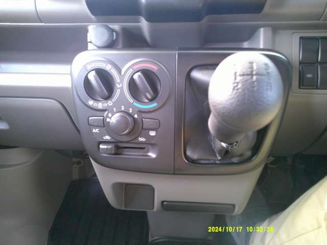 SUZUKI EVERY VAN 4WD 2023 Image 31