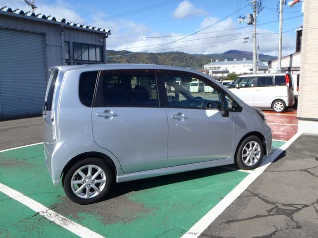 DAIHATSU MOVE CUSTOM 2014 Image 31