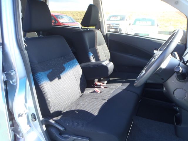 DAIHATSU MOVE CUSTOM 2014 Image 31