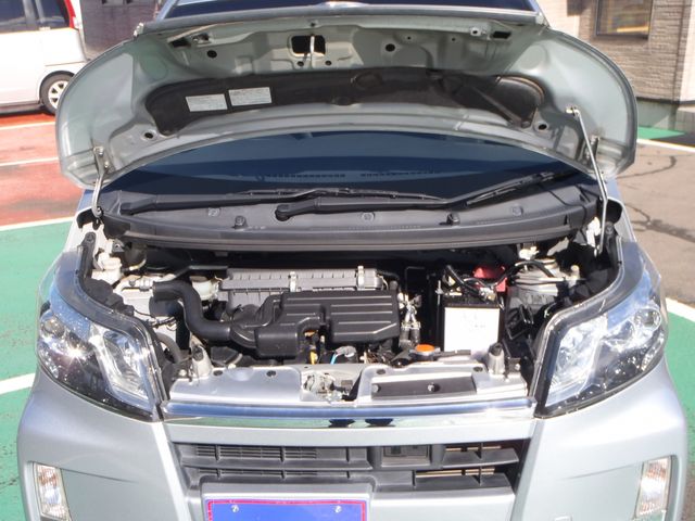 DAIHATSU MOVE CUSTOM 2014 Image 31