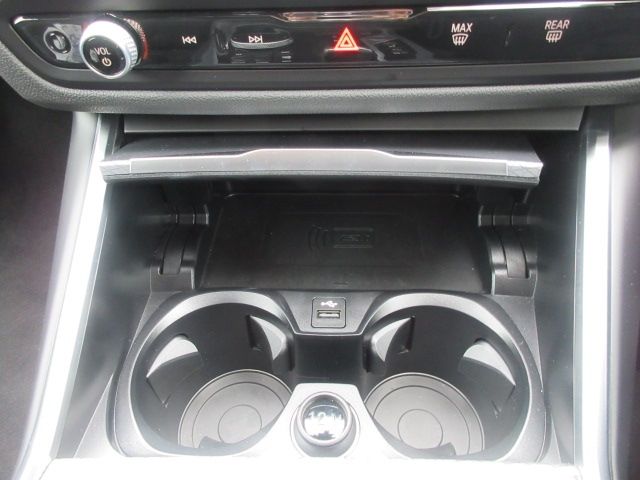 BMW 3SERIES SEDAN 2024 Image 31