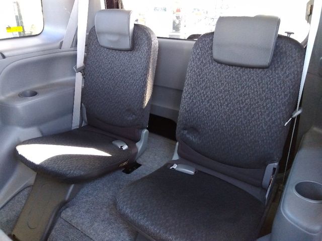 TOYOTA SIENTA 2013 Image 31