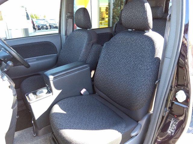 TOYOTA SIENTA 2013 Image 31