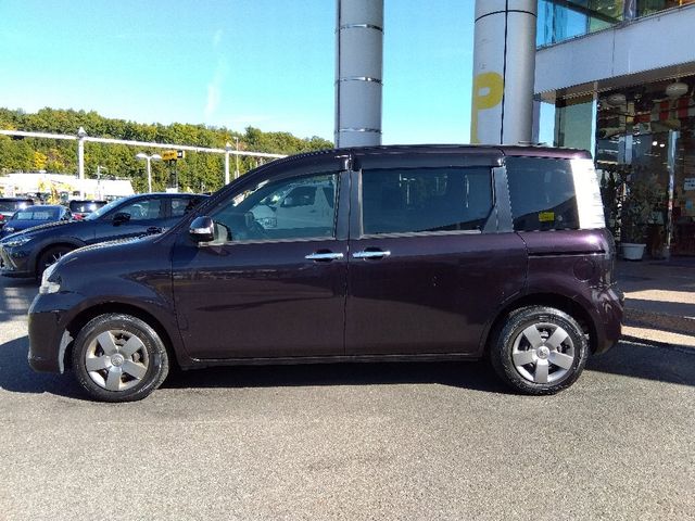 TOYOTA SIENTA 2013 Image 31