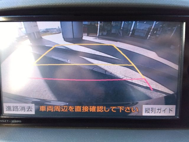 TOYOTA SIENTA 2013 Image 31