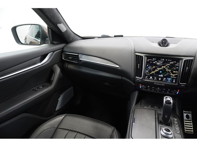 MASERATI LEVANTE 2020 Image 31