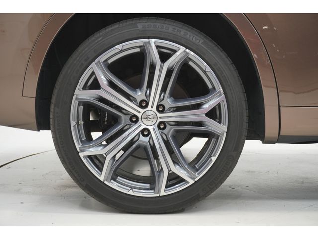 MASERATI LEVANTE 2020 Image 31