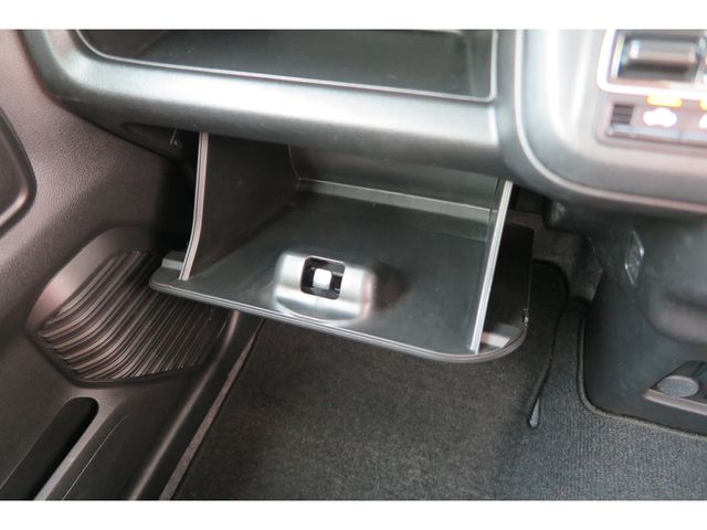 MAZDA FLAIR CROSSOVER 2023 Image 31