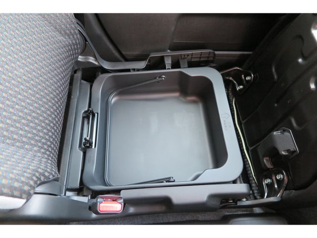 MAZDA FLAIR CROSSOVER 2023 Image 31