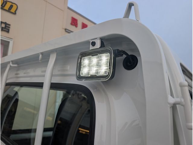 DAIHATSU HIJET TRUCK 4WD 2025 Image 31