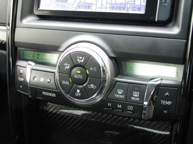 TOYOTA MARK X 2013 Image 31