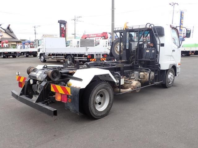 MITSUBISHI FUSOU FIGHTER 2012 Image 31