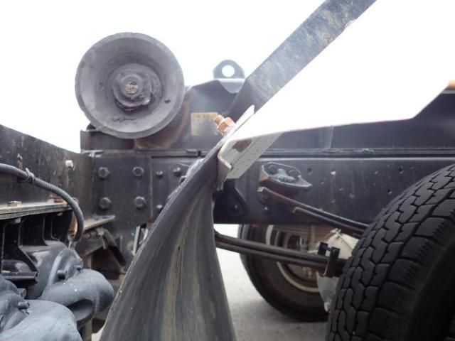 MITSUBISHI FUSOU FIGHTER 2012 Image 31