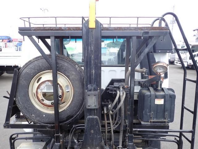 MITSUBISHI FUSOU FIGHTER 2012 Image 31