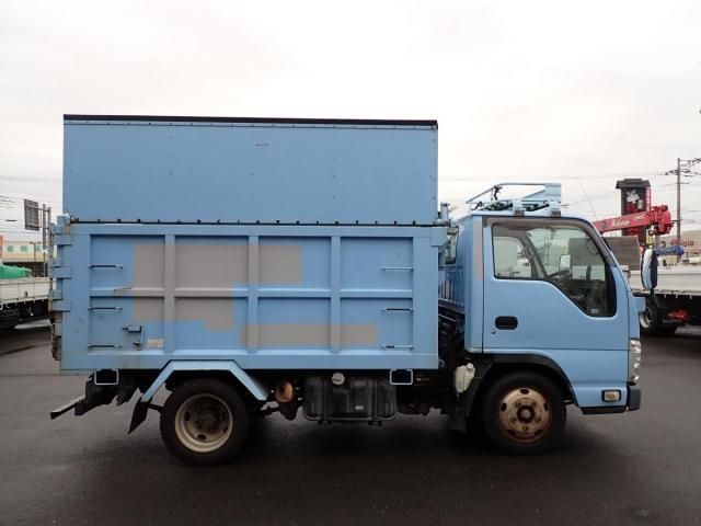 ISUZU ELF 2011 Image 31