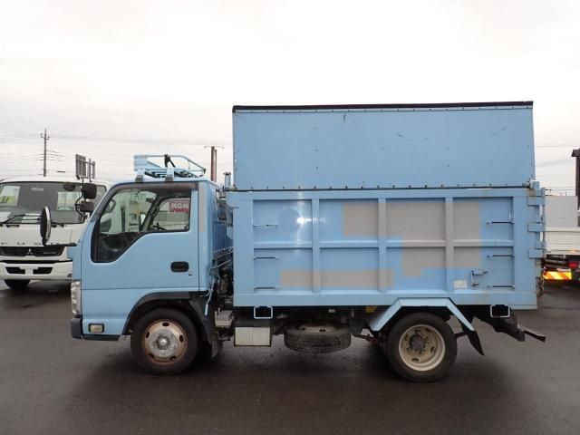 ISUZU ELF 2011 Image 31
