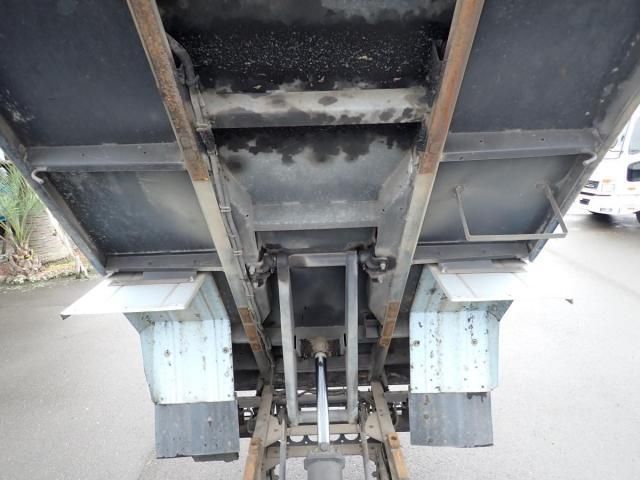 ISUZU ELF 2011 Image 31