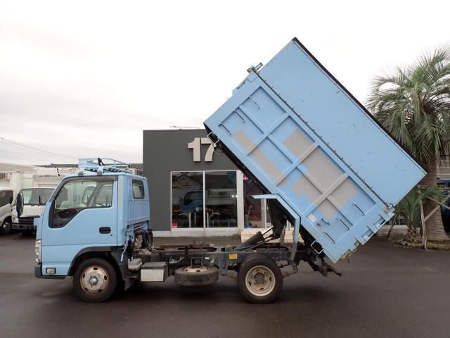 ISUZU ELF 2011 Image 31