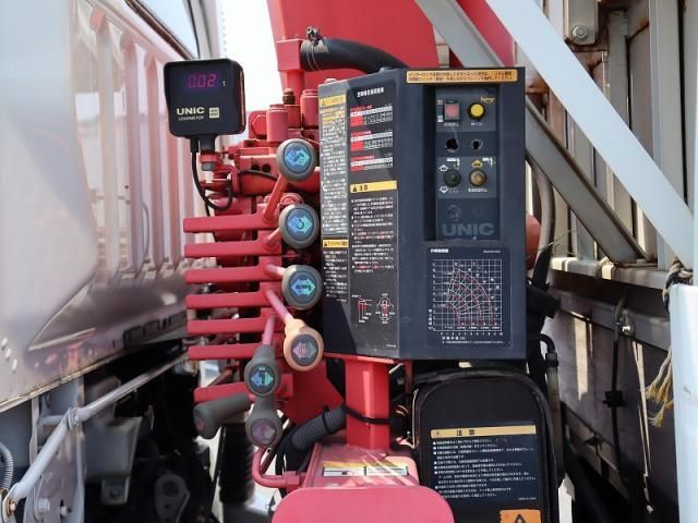 MITSUBISHI CANTER 2012 Image 31