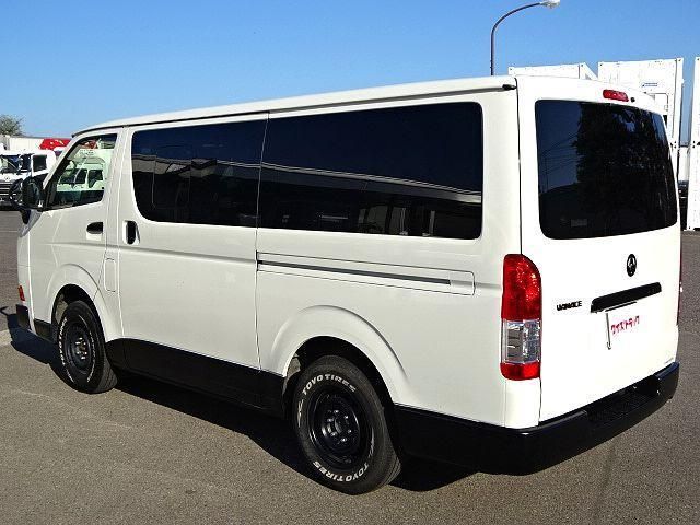 TOYOTA HIACE 2022 Image 31