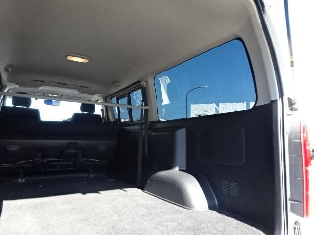 TOYOTA HIACE 2022 Image 31