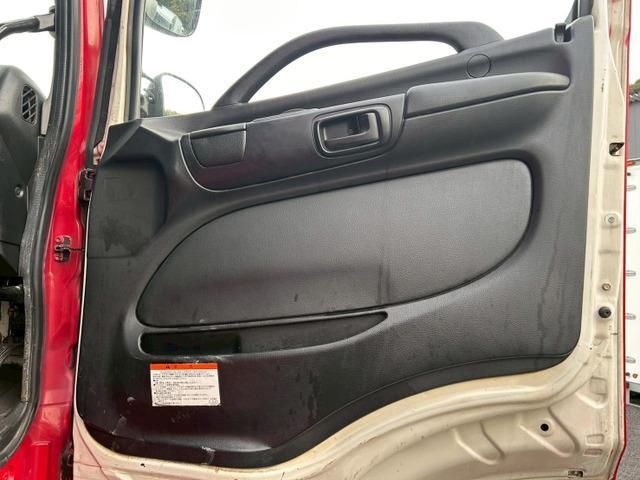 HINO PROFIA 2017 Image 31