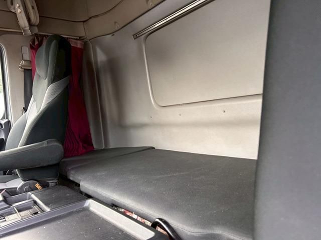 HINO PROFIA 2017 Image 31