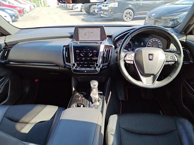 TOYOTA CROWN SEDAN HYBRID 2020 Image 31