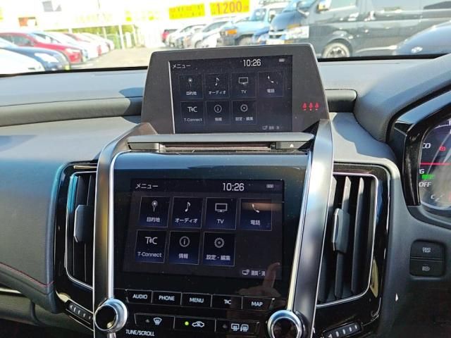 TOYOTA CROWN SEDAN HYBRID 2020 Image 31