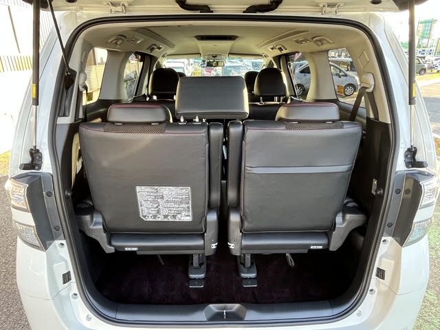 TOYOTA VELLFIRE 2014 Image 31