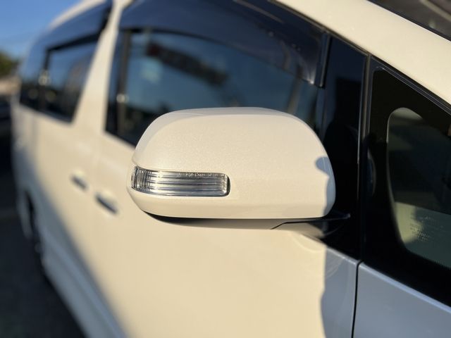 TOYOTA VELLFIRE 2014 Image 31