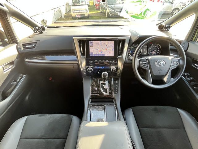 TOYOTA ALPHARD HYBRID 4WD 2022 Image 31
