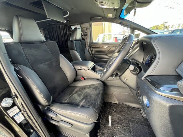 TOYOTA ALPHARD HYBRID 4WD 2022 Image 31