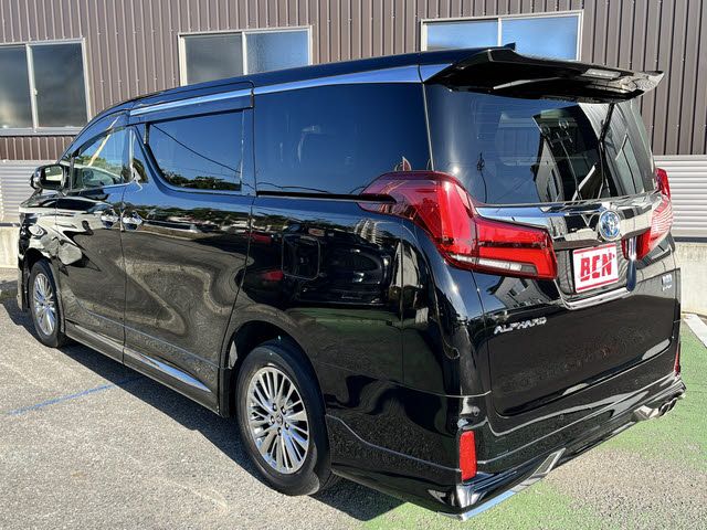 TOYOTA ALPHARD HYBRID 4WD 2022 Image 31