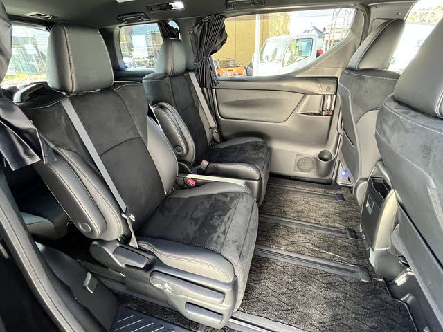 TOYOTA ALPHARD HYBRID 4WD 2022 Image 31