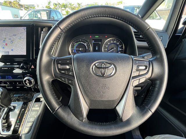 TOYOTA ALPHARD HYBRID 4WD 2022 Image 31