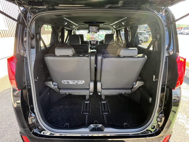 TOYOTA ALPHARD HYBRID 4WD 2022 Image 31