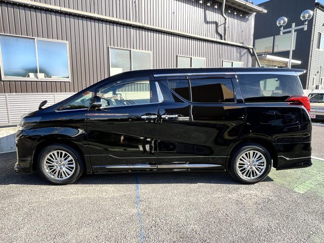 TOYOTA ALPHARD HYBRID 4WD 2022 Image 31