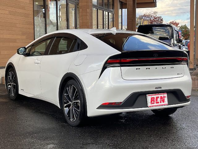 TOYOTA PRIUS 4WD 2023 Image 31