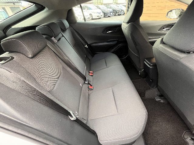 TOYOTA PRIUS 4WD 2023 Image 31