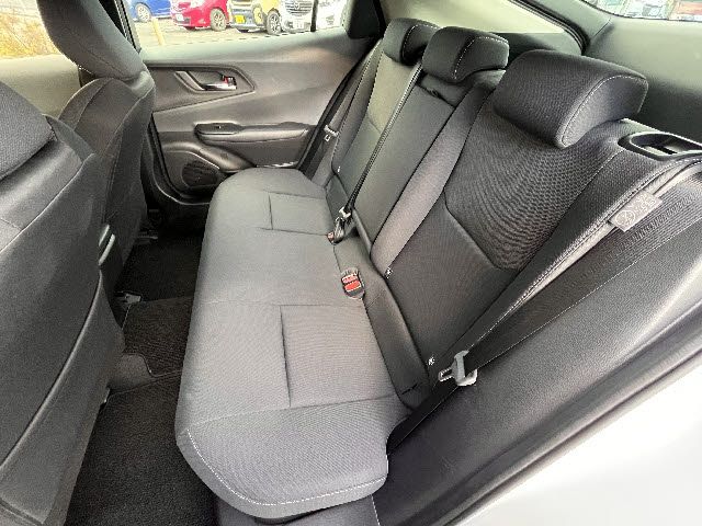 TOYOTA PRIUS 4WD 2023 Image 31