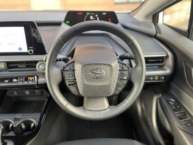 TOYOTA PRIUS 4WD 2023 Image 31